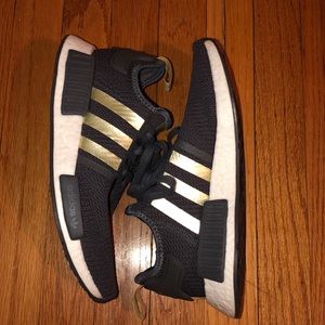 NEW W/O TAGS Adidas NMD R1s